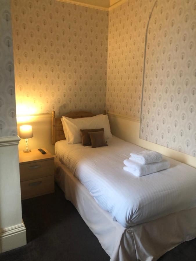 Melton Guest House York Eksteriør bilde