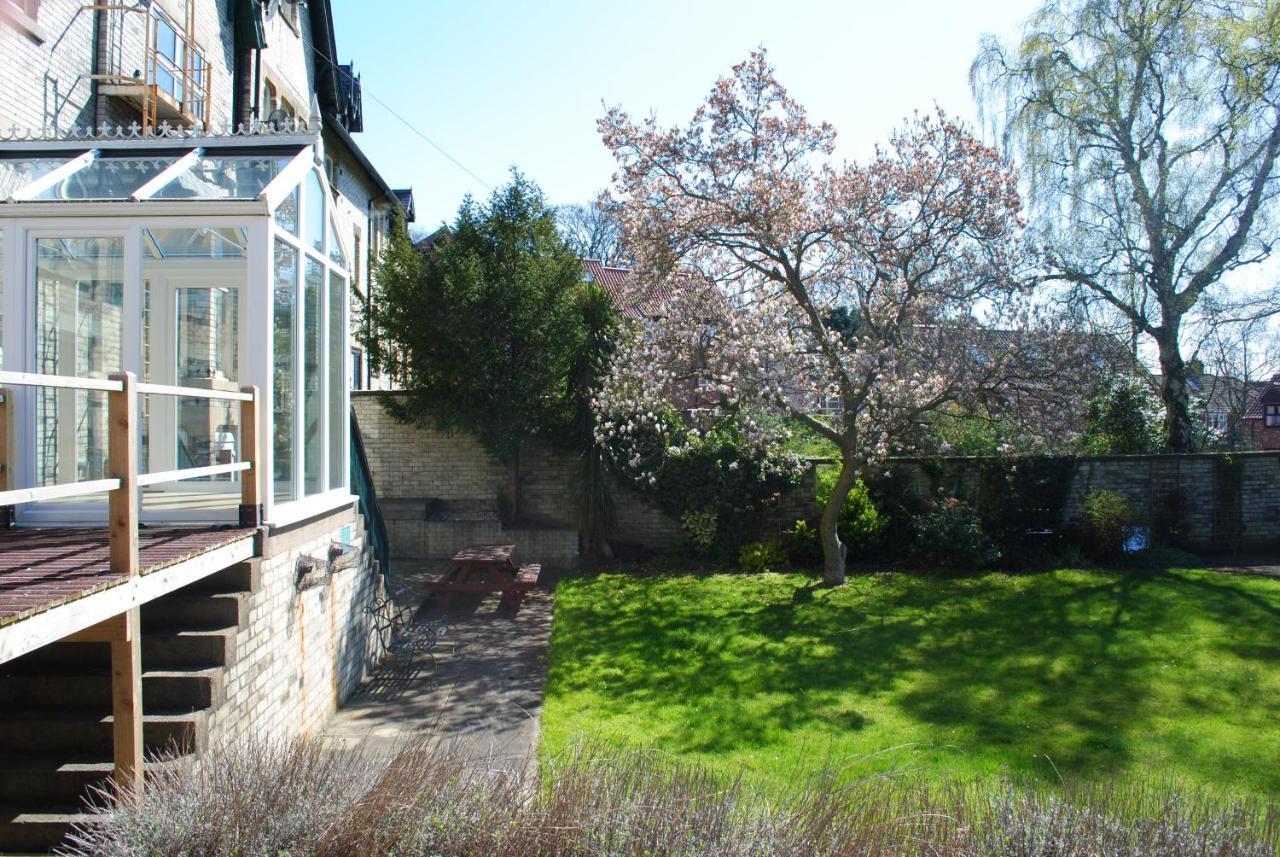 Melton Guest House York Eksteriør bilde